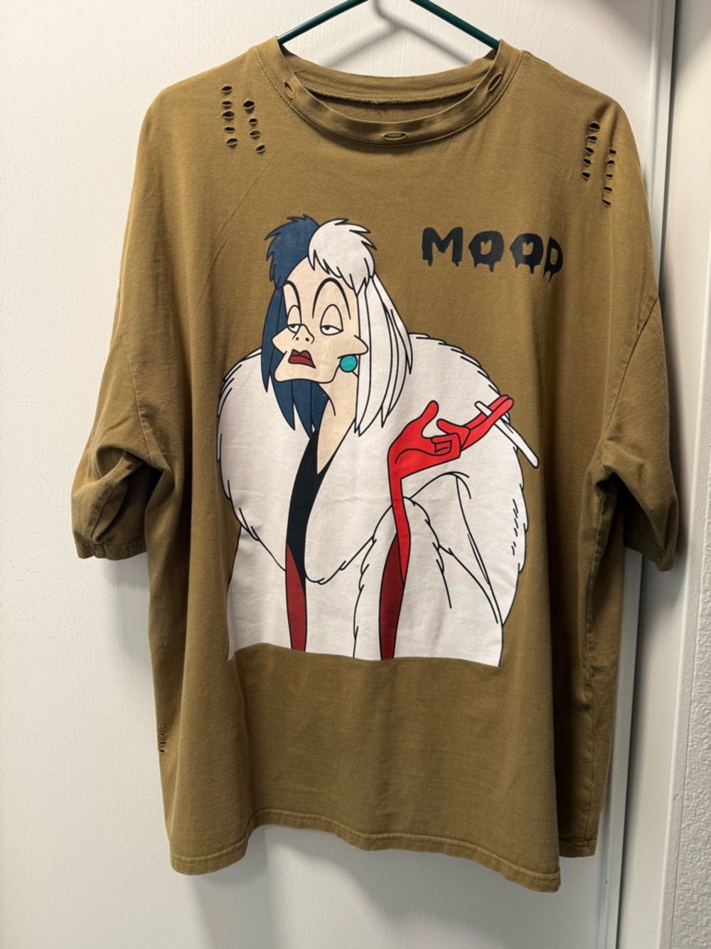 Olive Graphic Crewneck Tee with 'Mood' Print